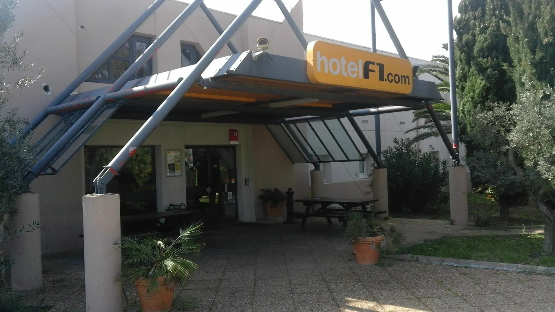 Hotelf1 Marseille Aeroport Vitrolles  0*, Vitrolles (Bouches-du-Rhone)